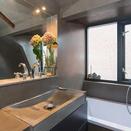 Cosy Real Dutch Family House Anno 1910 度假居 *